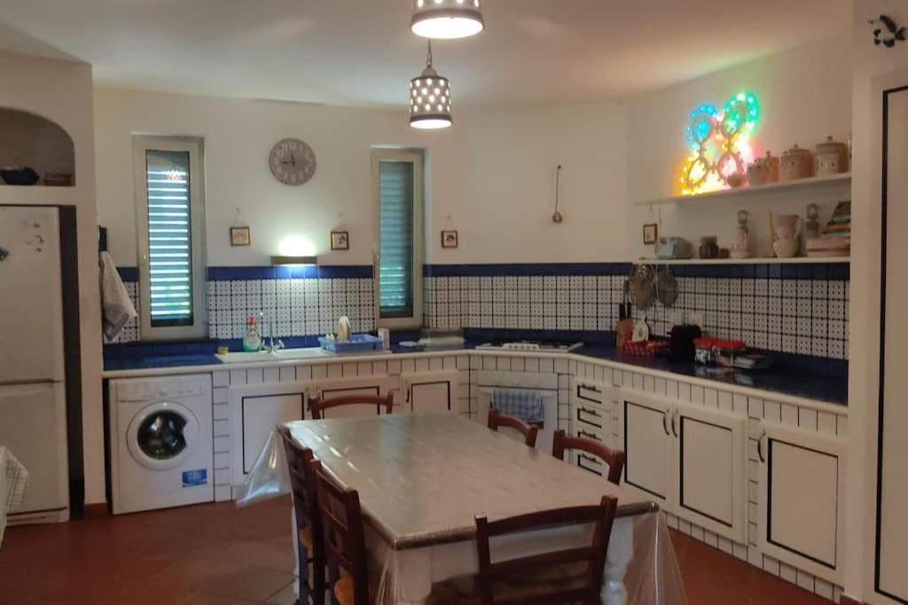 Villa Del Glicine ムーロ・レッチェーゼ エクステリア 写真